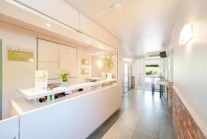 B&B Hotel Saclay Exterior photo